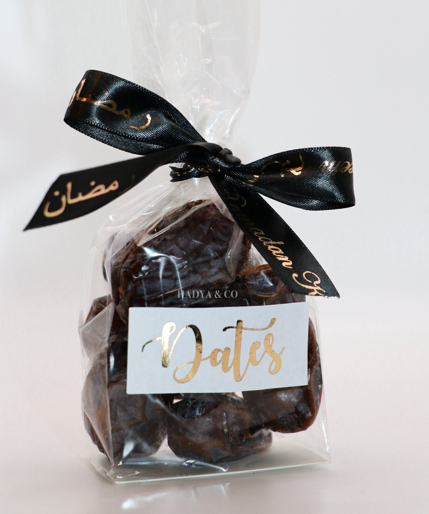 Dates Pouch - Luxury Medjool Dates from Palestine - Perfect as Umrah or Hajj gifting