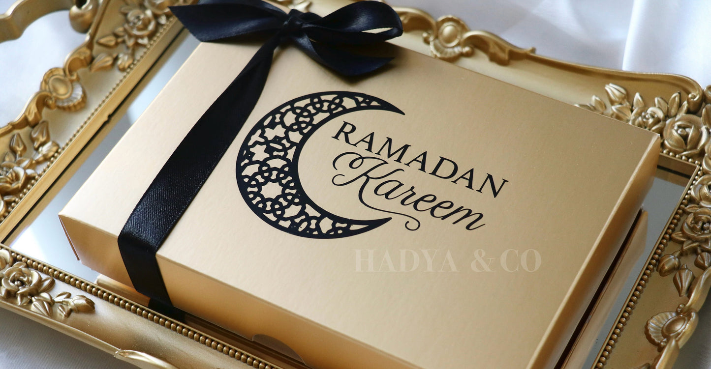 Luxury Ramadan Gift for Iftar - Zam Zam Water, Chocolates and Medjool Dates