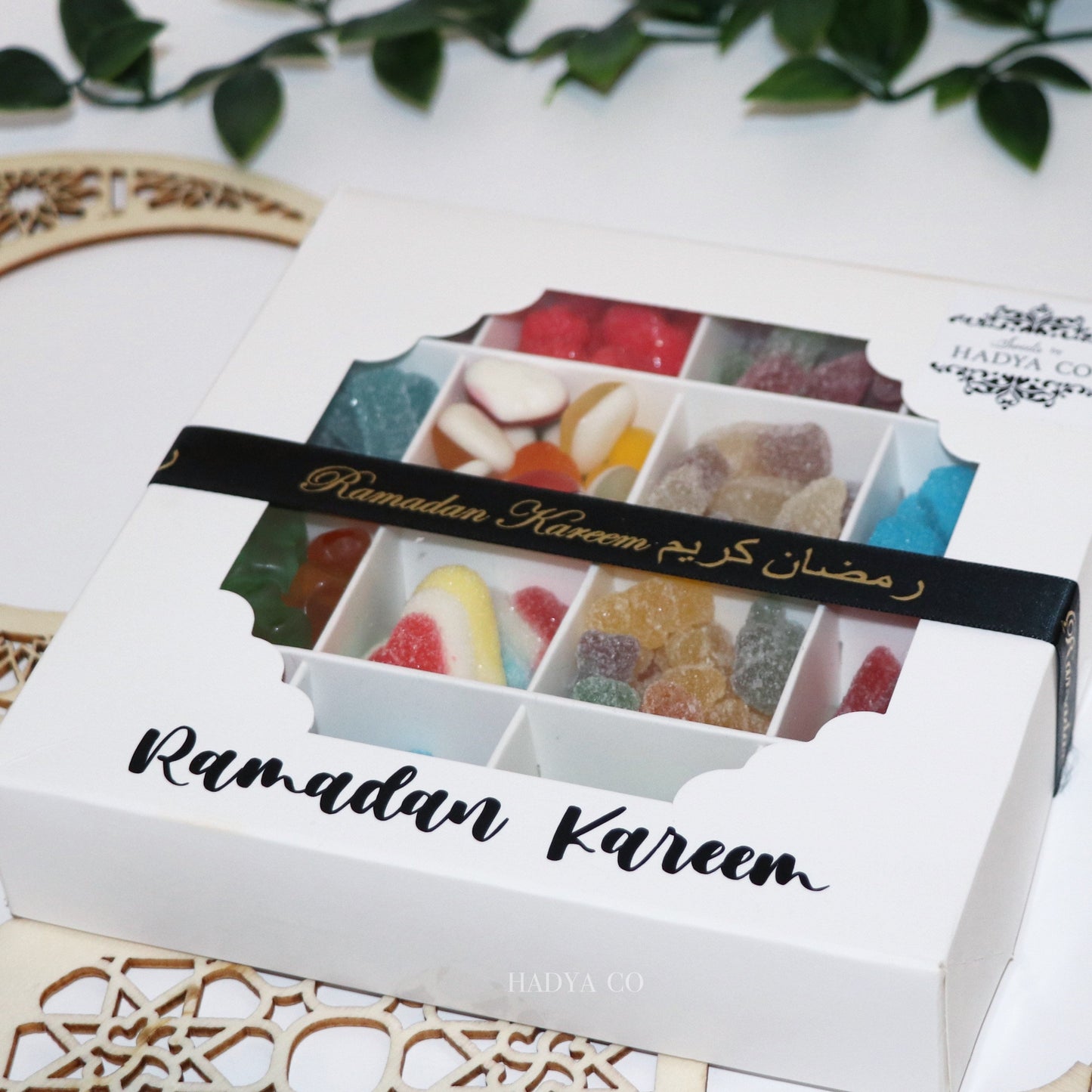 Pick n Mix Halal Sweets Variety Box - Gift for Birthday/ Wedding/ Nikkah/ Teachers/ Graduation/ Eid/ Family/ Ramadan