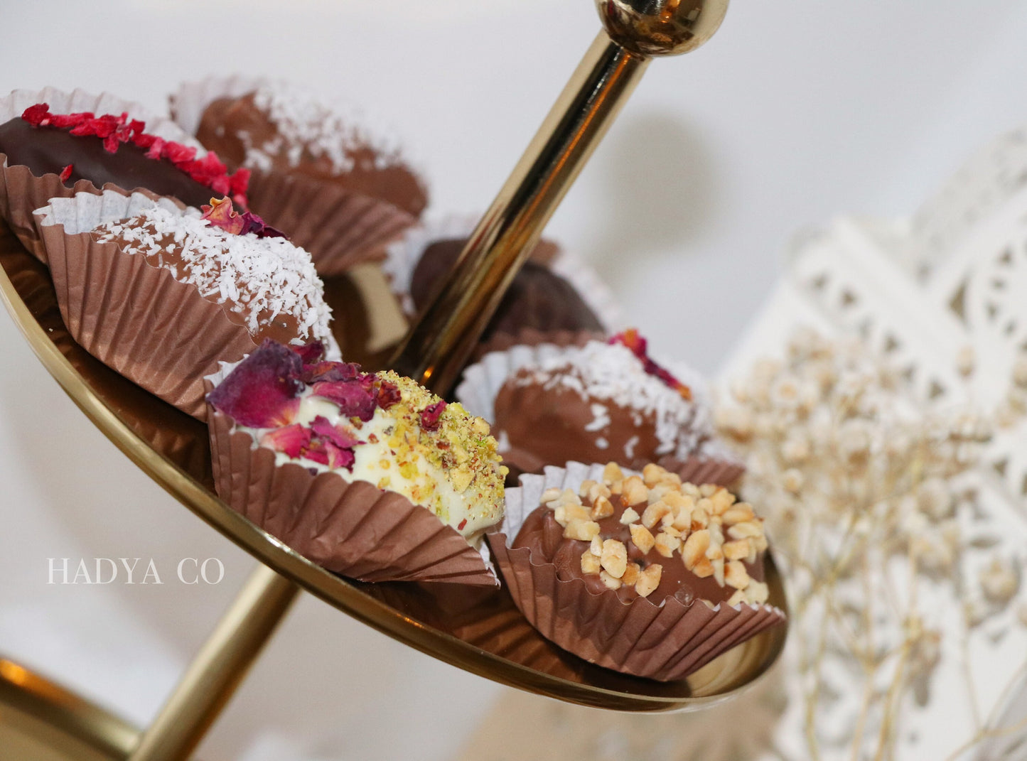 Ramadan & Eid Signature Dates Small Giftbox | Luxury Gourmet Chocolate Dates | Ramadan Special | Islamic Gifts - Artisan Belgium Chocolate