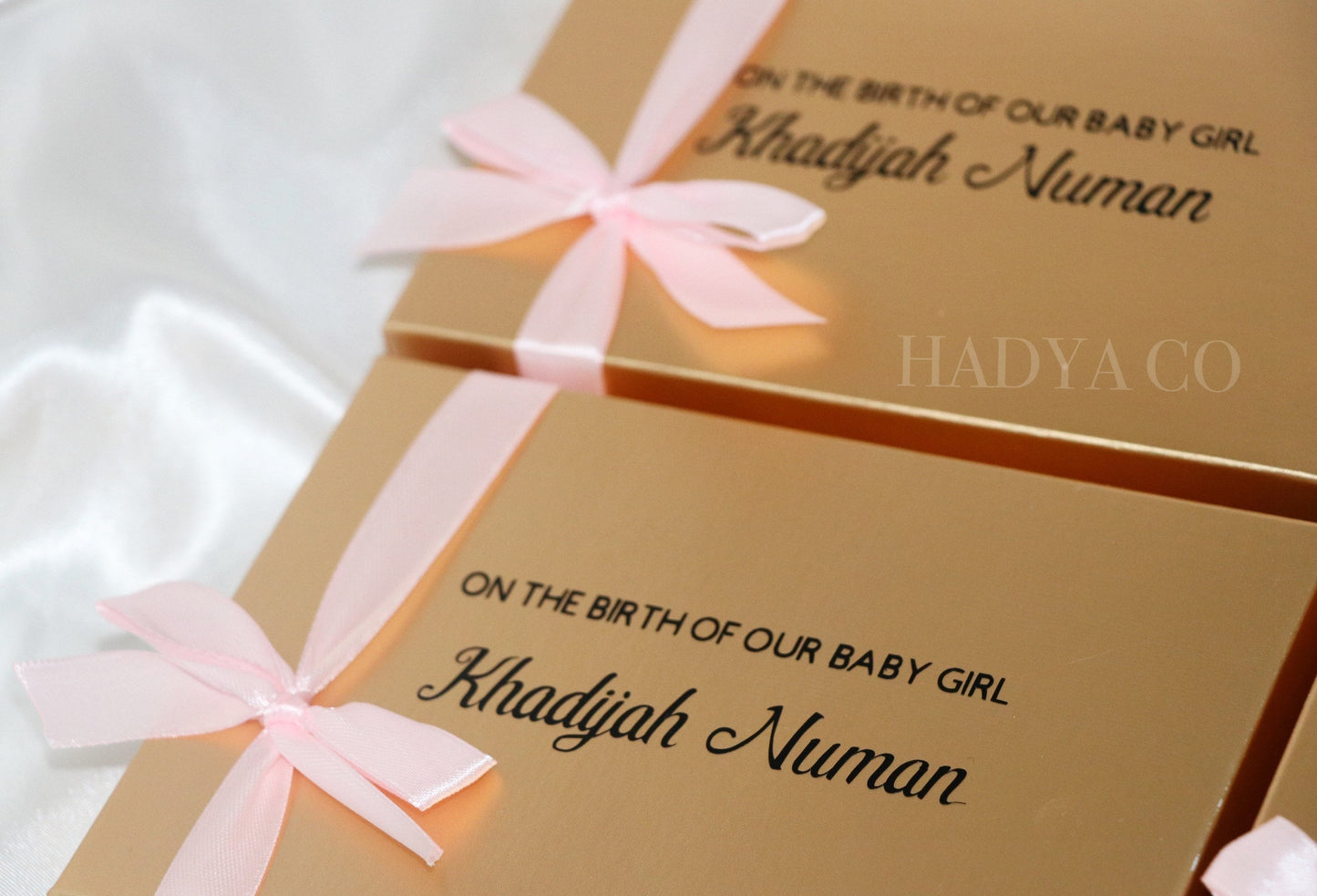 Deluxe Zam Zam Water, Dates and Ferrero Rocher Gift Set - Nikkah/ Wedding/ Birthday Gift - Also for Aqiqah/ Groom/ Bride/ Wedding Invitation