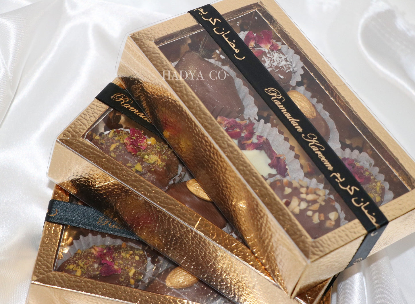 Ramadan & Eid Signature Dates Small Giftbox | Luxury Gourmet Chocolate Dates | Ramadan Special | Islamic Gifts - Artisan Belgium Chocolate