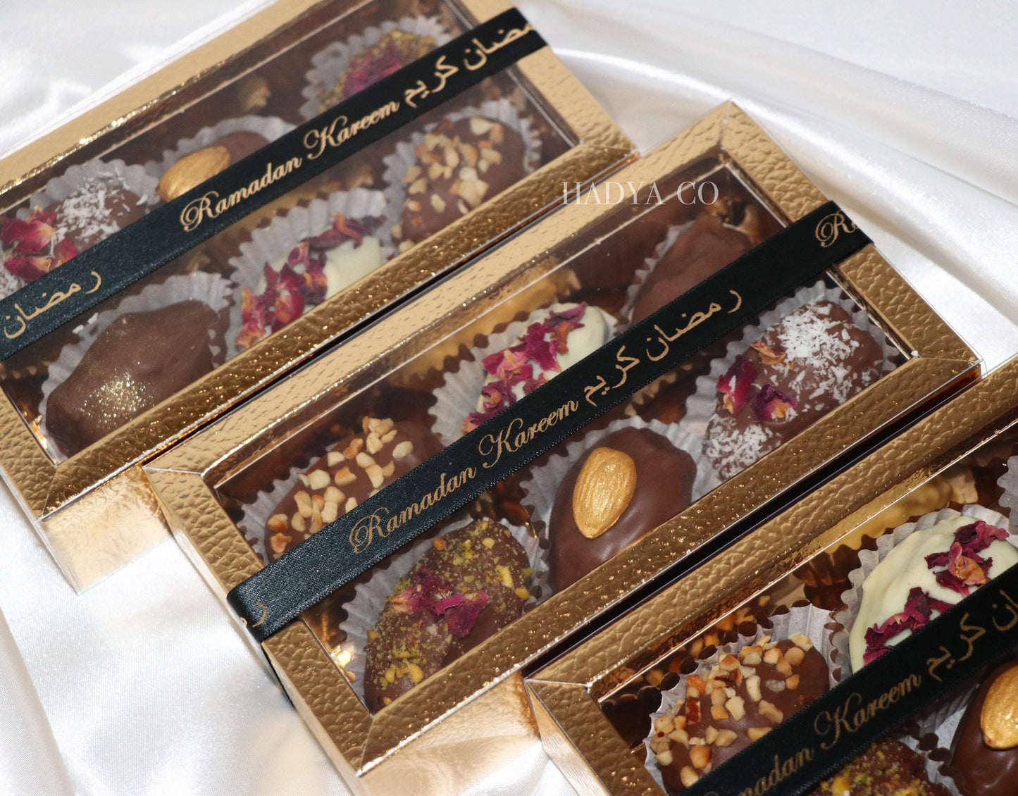 Ramadan & Eid Signature Dates Small Giftbox | Luxury Gourmet Chocolate Dates | Ramadan Special | Islamic Gifts - Artisan Belgium Chocolate