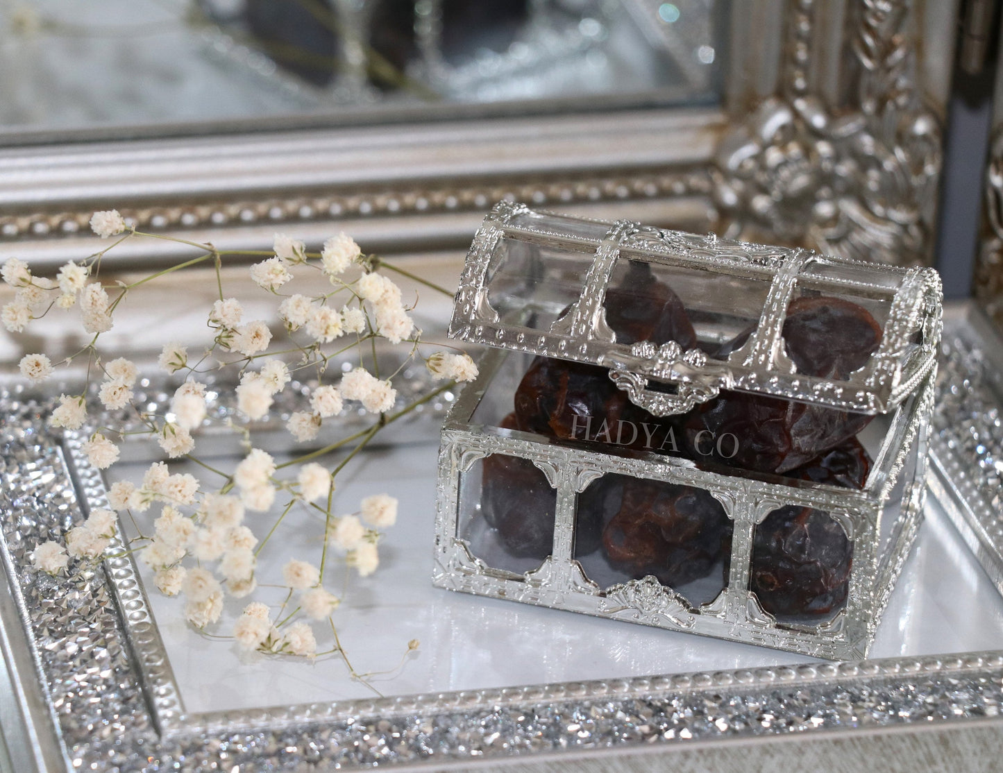 Treasure the Date Chests - Filled with Dates - Perfect Wedding/Nikkah Favours or for Aqiqah/ Umrah/ Hajj/ Madrasah gift/Jalsa Graduation